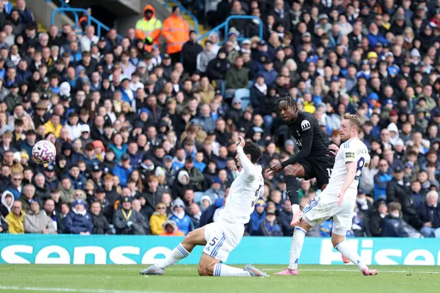 Mathys Tel scoring a gaol