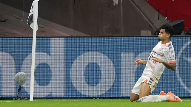 Luis Diaz celebrates