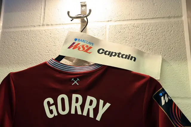 Gorry's shirt and armband ready in the changing room