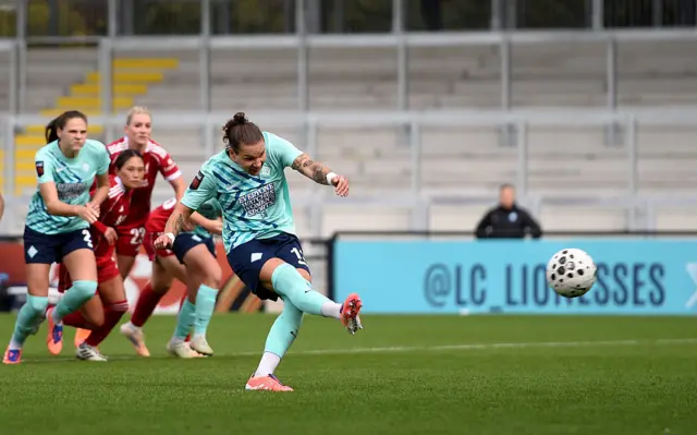 Elena Linari of London City Lionesses scores her team's first goal from the penalty spot