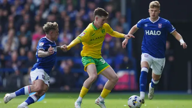 Ipswich v Norwich match action