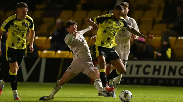 Harrogate v Crewe match action