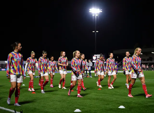 Players of Arsenal warm up prior to the UEFA Women's Champions League 2025/26 league phase match between Arsenal FC and OL Lyonnesat Meadow Park on October 07, 2025 in Borehamwood, England.