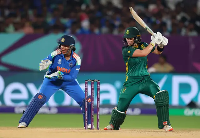 Laura Wolvaardt and Richa Ghosh