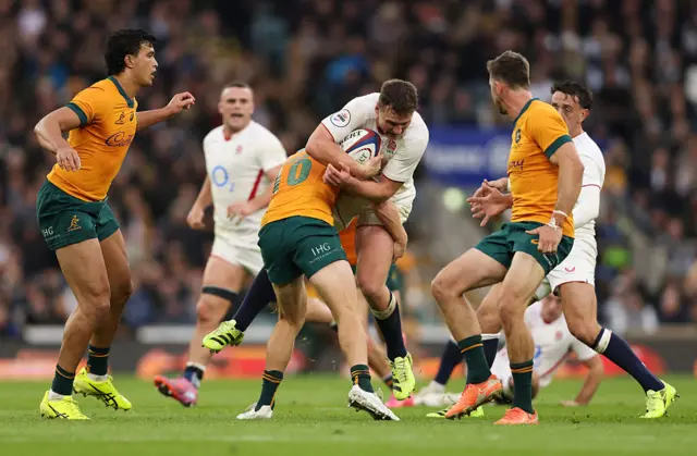 fraser Dingwall of England is tackled by Tane Edmed of Australia during the Quilter Nations Series 2025