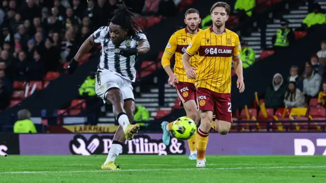 St Mirren's Dan Nlundulu scores to make it 2-0 during a Premier Sports Cup Semi-Final match between Motherwell and St Mirren at Hampden Park