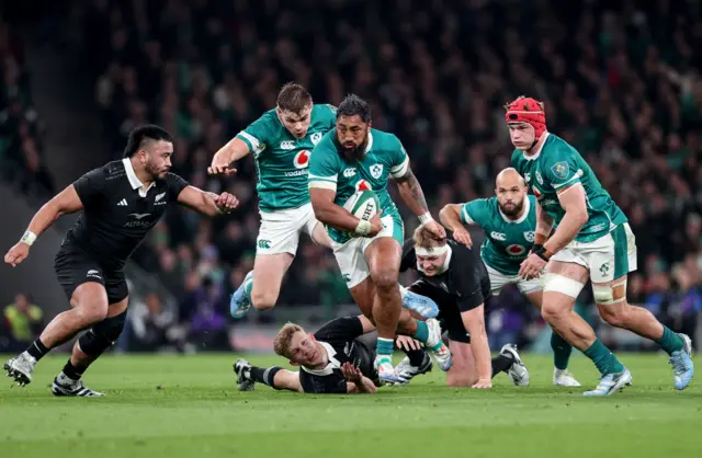 Bundee Aki