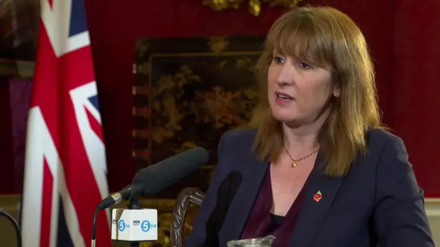 Rachel Reeves headshot