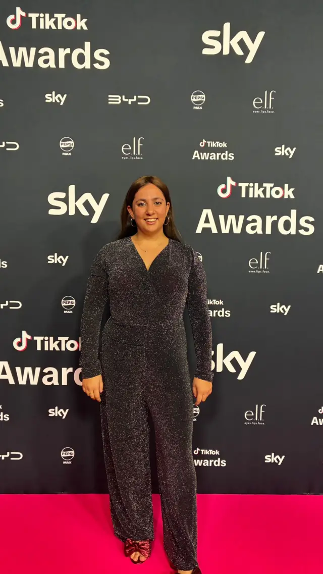 Yasmin Rufo on the red carpet