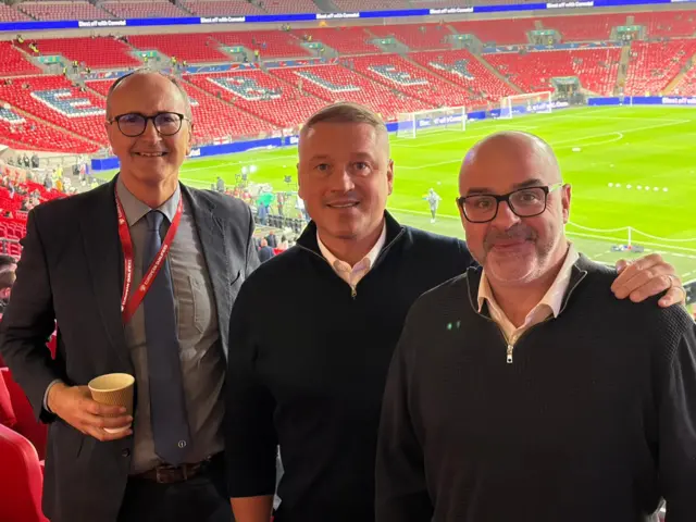 John Murray, Paul Robinson, Ian Dennis