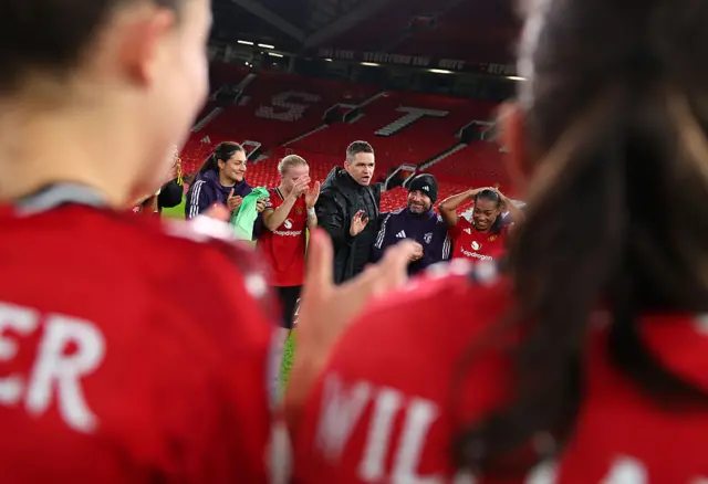 Marc Skinner addresses his side after their win over PSG