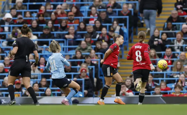 Lauren Hemp scores