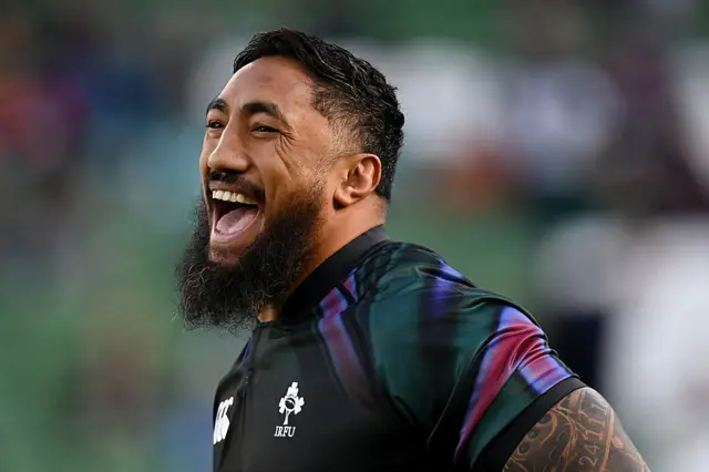 Bundee Aki