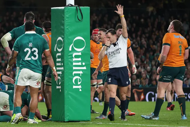 Fraser McReight; stry