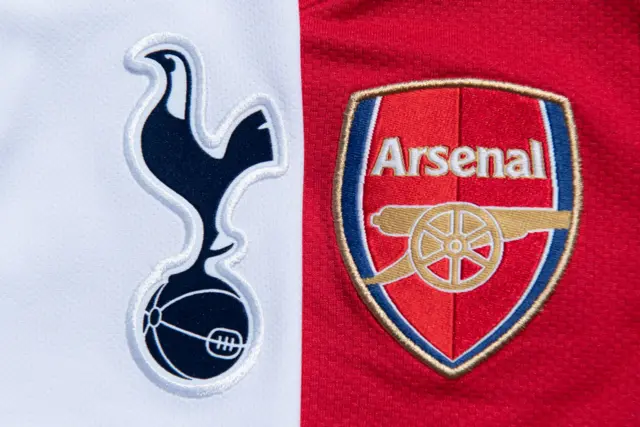 Tottenham/Arsenal badges
