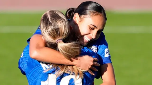 Alyssa Thompson celebrates