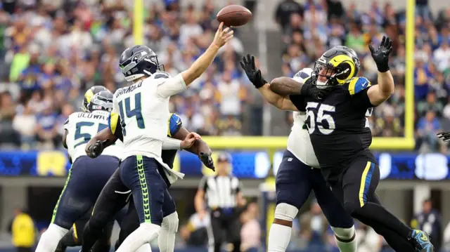 Seahawks @ Rams in the NFL