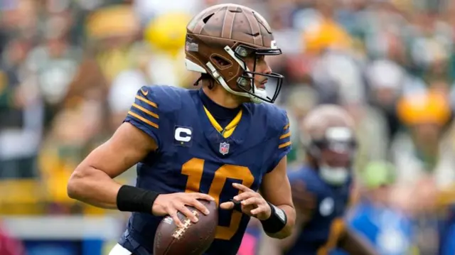 Jordan Love wearing Green Bay's throwback jersey in November 2025