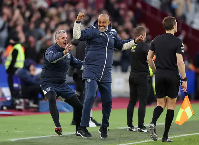 Nuno Espirito Santo celebrates