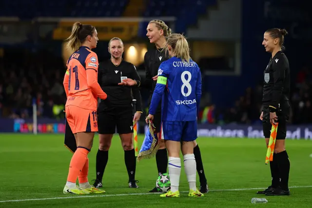 Putelllas and Cuthbert chat to the ref