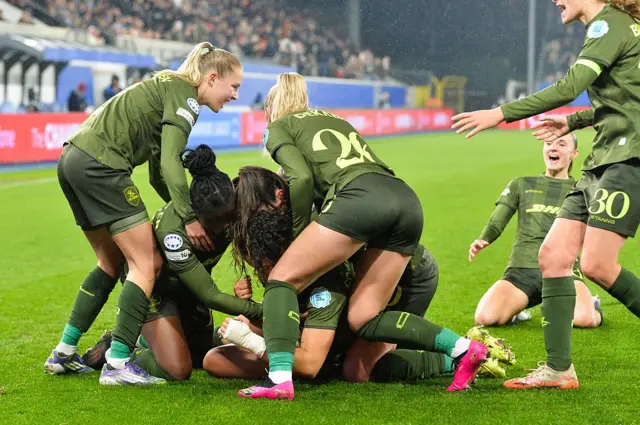 Jada Conijnenberg is mobbed after equalising