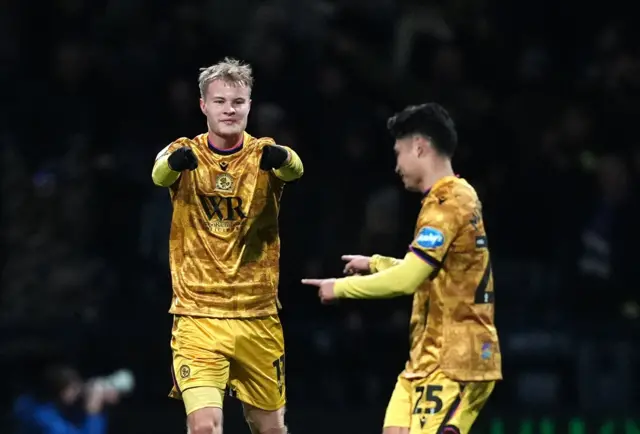 Blackburn Rovers' Andri Gudjohnsen (centre) celebrates scoring