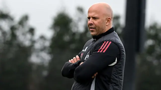 Arne Slot on the training pitch