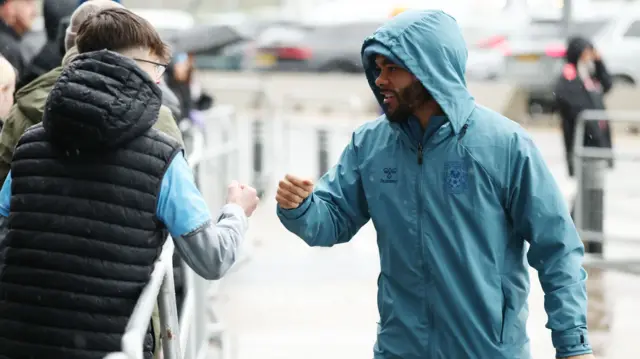 Coventry players arrive