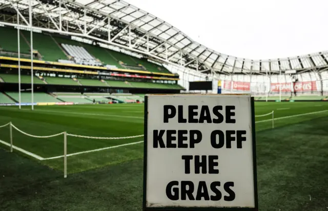 Please keep off the grass