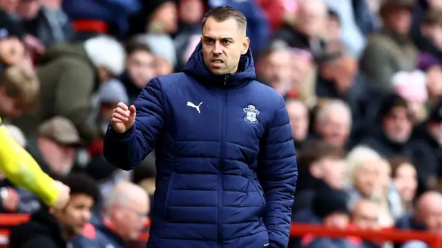 Tonda Eckert on the touchline for Southampton