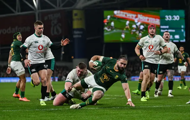 Reinach scores try