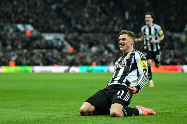 Harvey Barnes celebrates goal against Man City