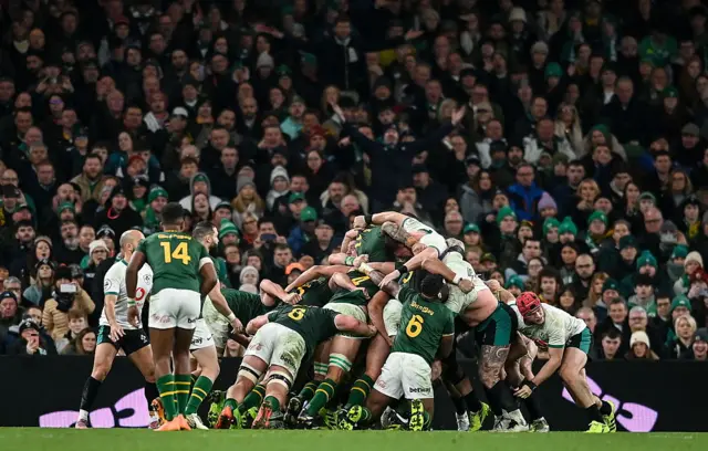 Ireland v South Africa scrum