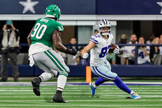 Jake Ferguson in action for the Cowboys