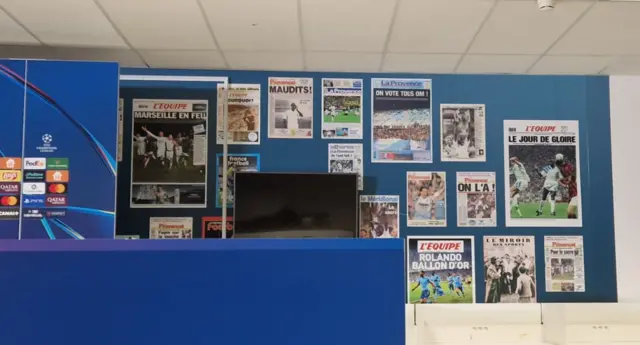 One of the walls in the Marseille press room