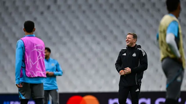 Eddie Howe during the Newcastle United training session at Stade Velodrome