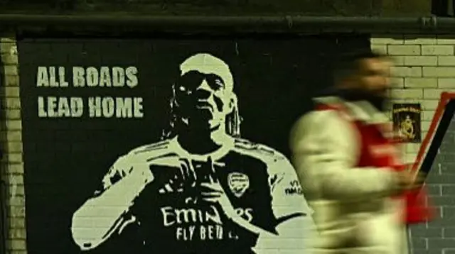 Eze mural outside the Emirates