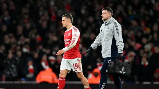Leandro Trossard of Arsenal leaves the pitch