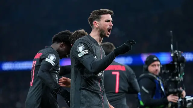 Fabian Ruiz of Paris Saint-Germain celebrates