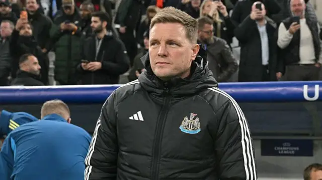 Eddie Howe on the touchline against Marseille.