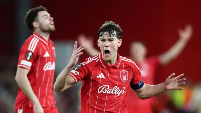 Ryan Yates of Nottingham Forest reacts