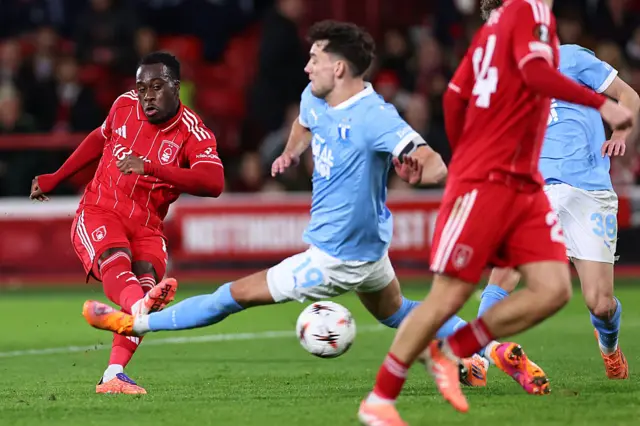 Arnaud Kalimuendo of Nottingham Forest has a shot