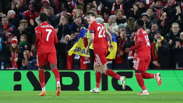 Ryan Yates of Nottingham Forest celebrates