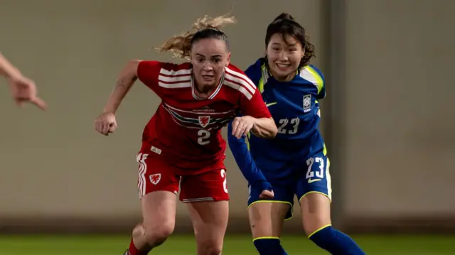 Lily Woodham sprints clear for Wales