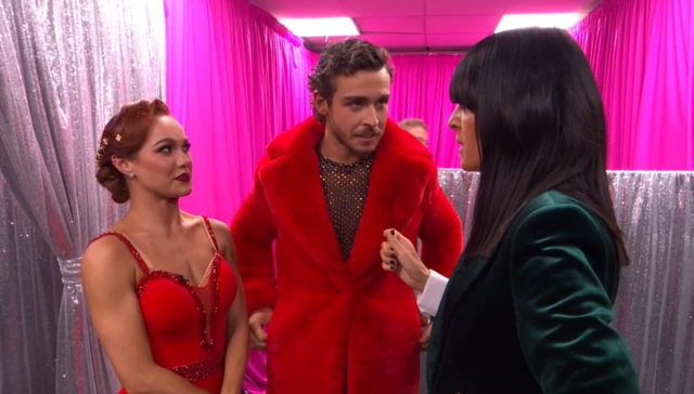 Stars getting ready for instant dance