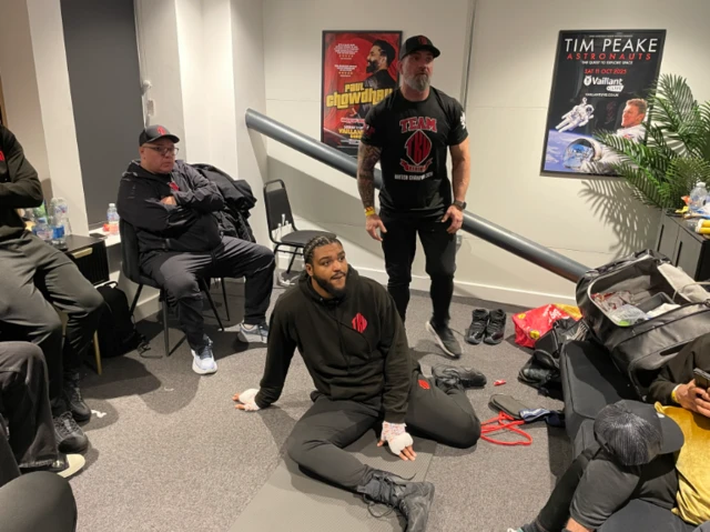 Jeamie TKV stretching backstage