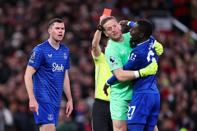 Michael Keane, Jordan Pickford and Idrissa Gueye