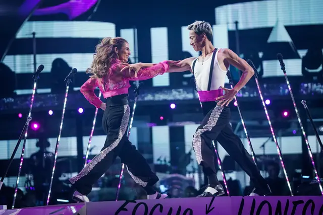 Karen Carney dancing her Couples Choice