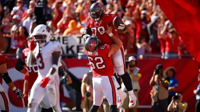 Buccaneers beat the Cardinals