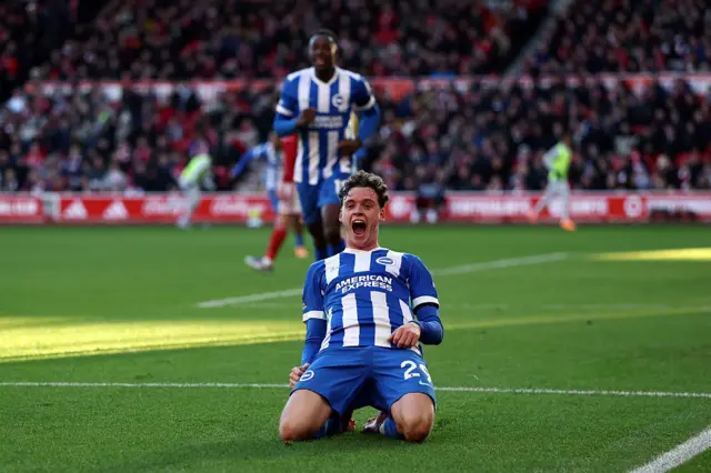 Maxim De Cuyper celebrates